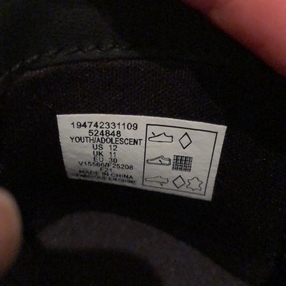 Boots - Picture 4 of 5